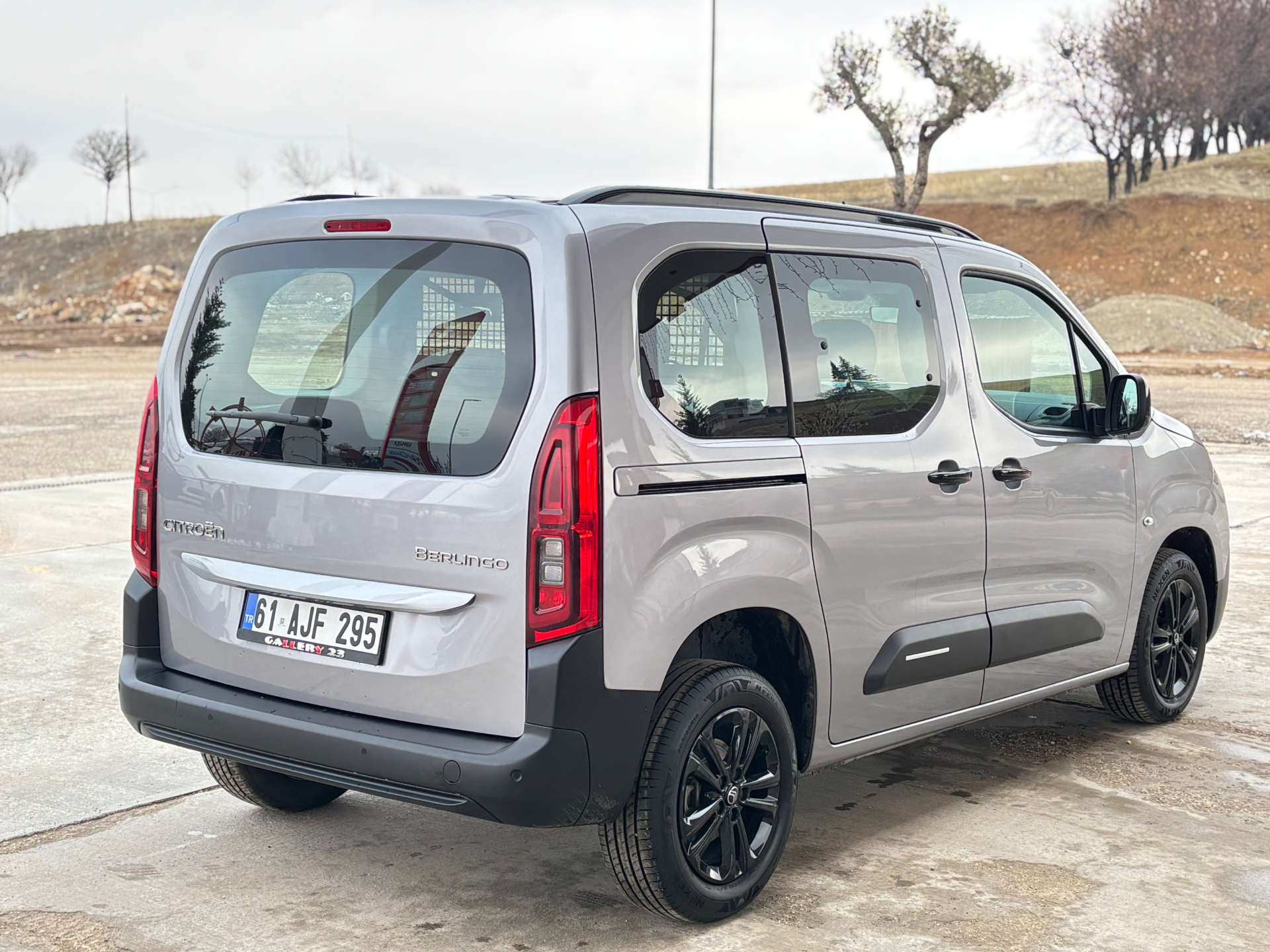 2025 BERLİNGO 1.5 BlueHdı YOU OTOMATİK BOYASIZZ SIFIR ADETLİ - 5