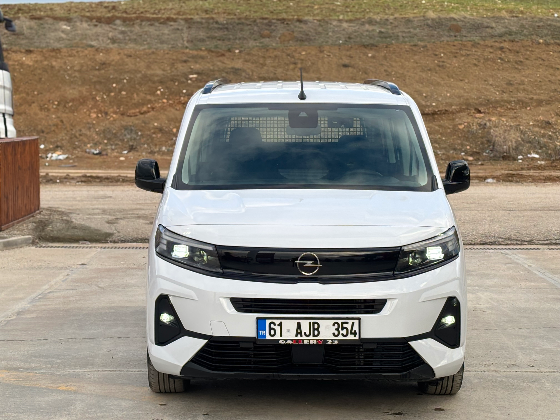 2025 OPEL COMBO 1.5 D OTOMATİK HATASIZ BOYASIZ SIFIR AYARINDA - 3