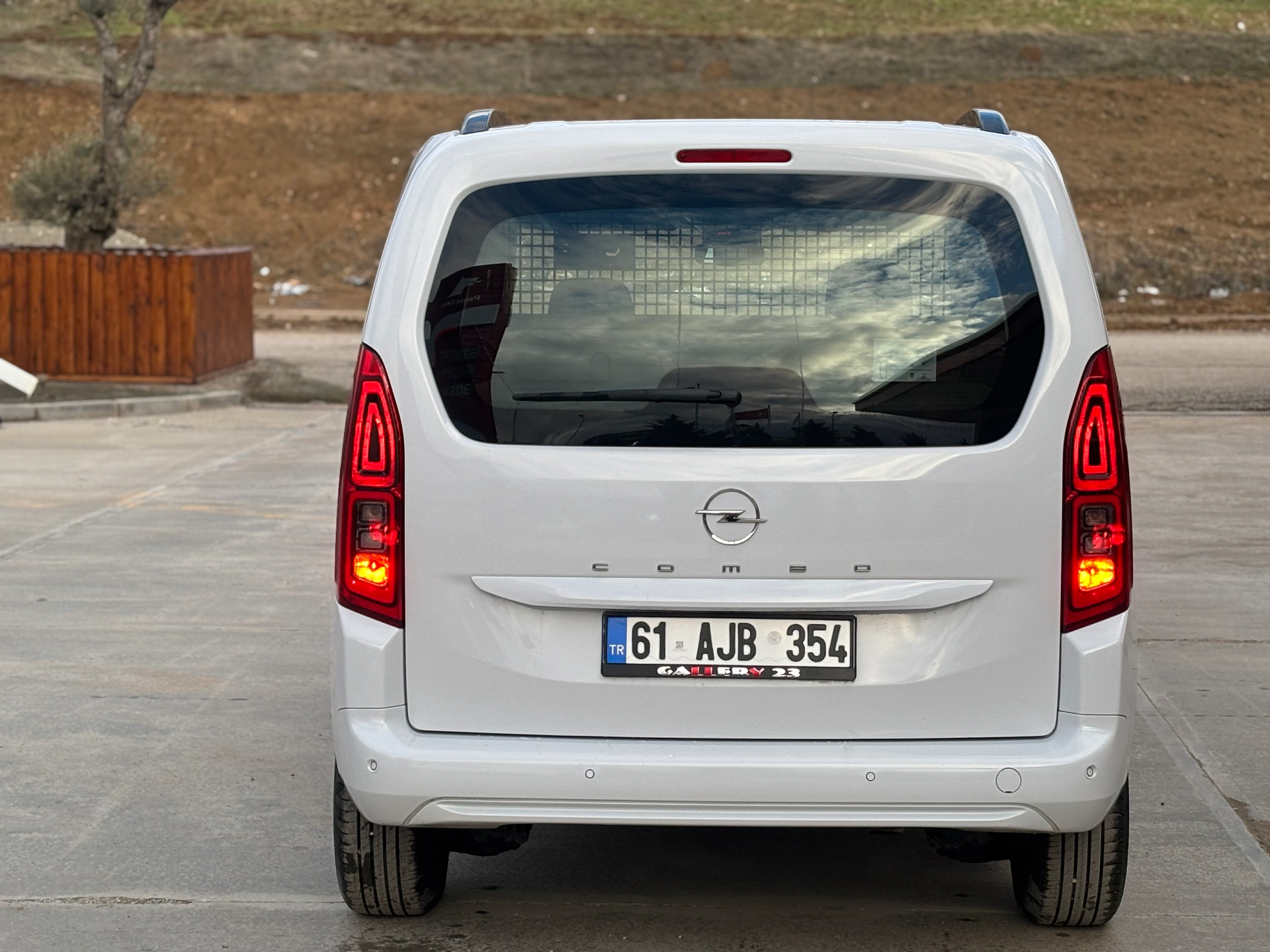 2025 OPEL COMBO 1.5 D OTOMATİK HATASIZ BOYASIZ SIFIR AYARINDA - 4