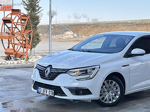 2020 MODEL MEGANE IV 1.3 TCE JOY TESLA EKRAN 160 BİN KM'DE TEMİZ - 2