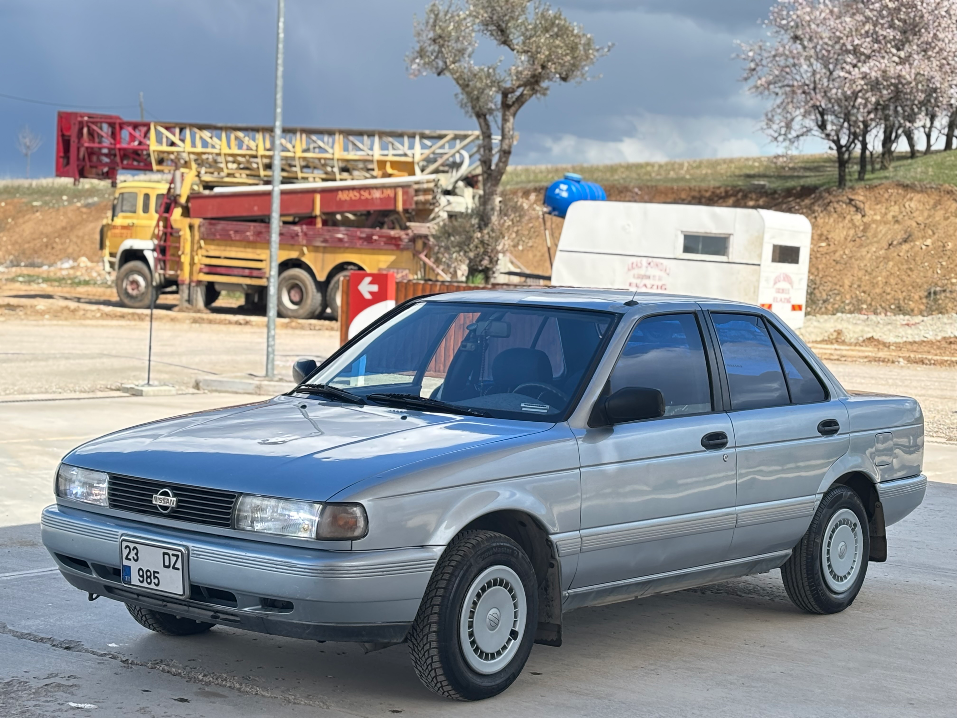 1991 NİSSAN SUNNY 1.6 BENZİN LPG ATILMAMIŞ 233.000 KM ORJİNAL ÇOK TEMİZ  - 2