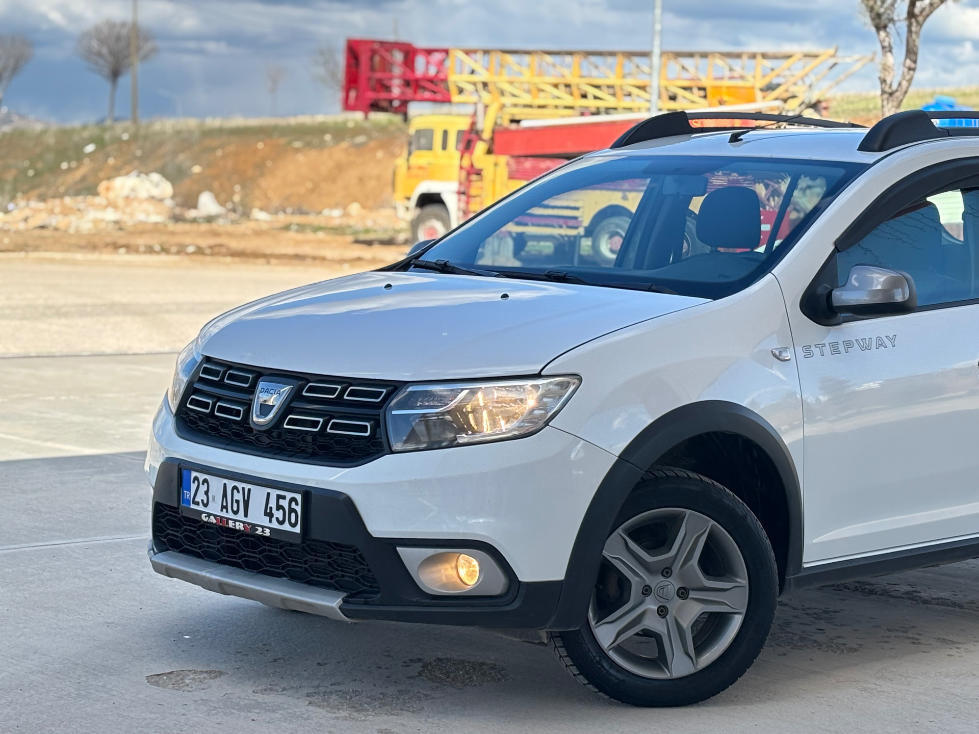2019 DACİA STEPWAY 0.9 TCE LPG’Lİ HATASIZ BOYASIZ TEK EL ÇOK TEMİZ - 2