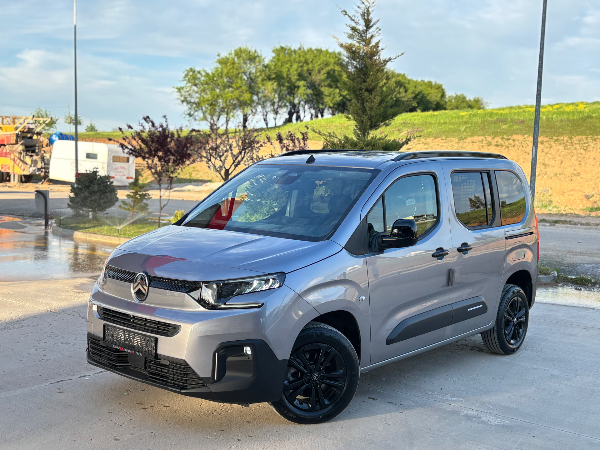 2026 BERLİNGO 1.5 BLUEHDI OTOMATİK SIFIR %20 FATURALI - 5
