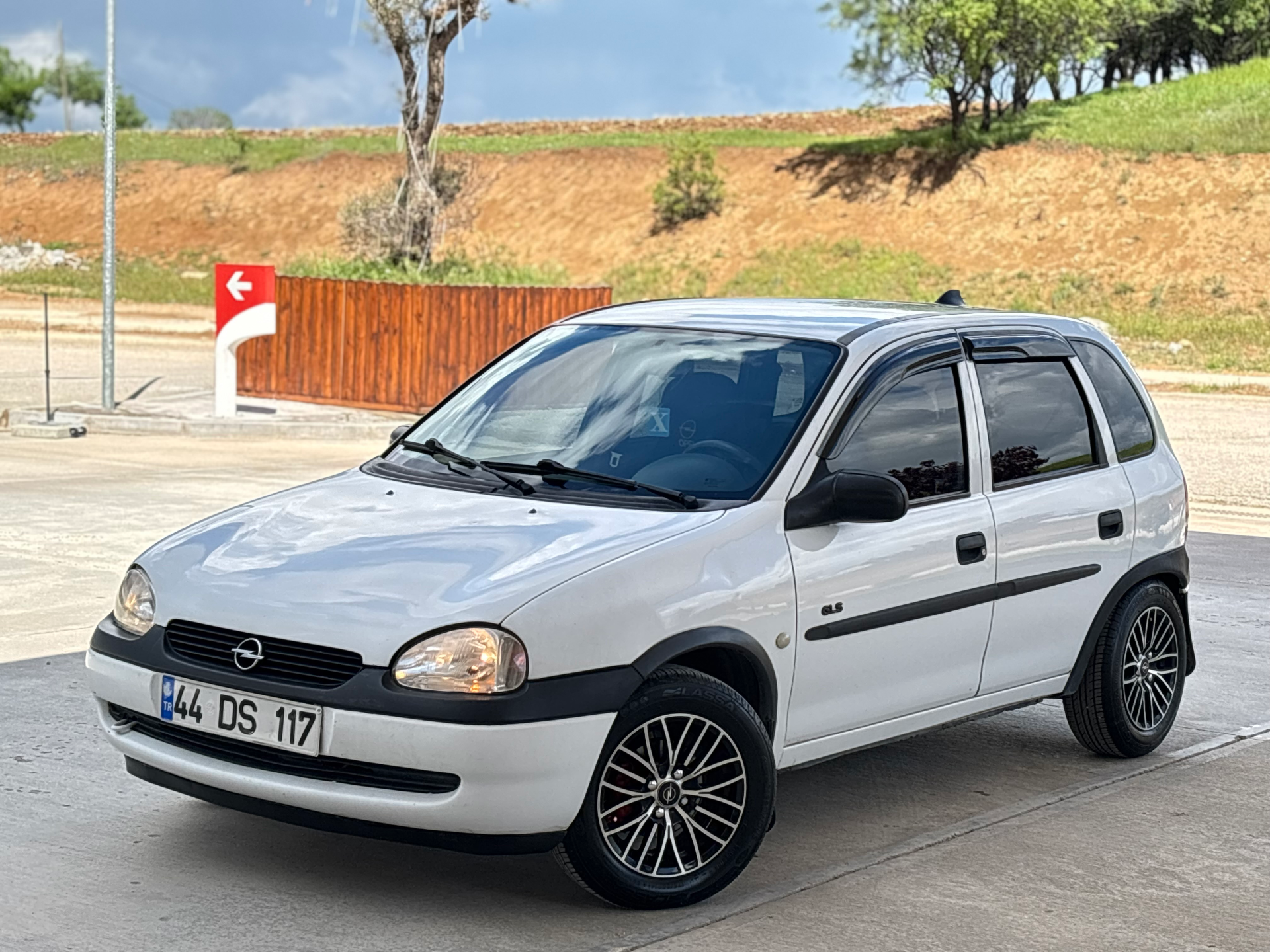 1999 CORSA FUL ORJİNAL 227.000 KM ÇOK TEMİZ MASRAFSIZ EXTRALI - 4