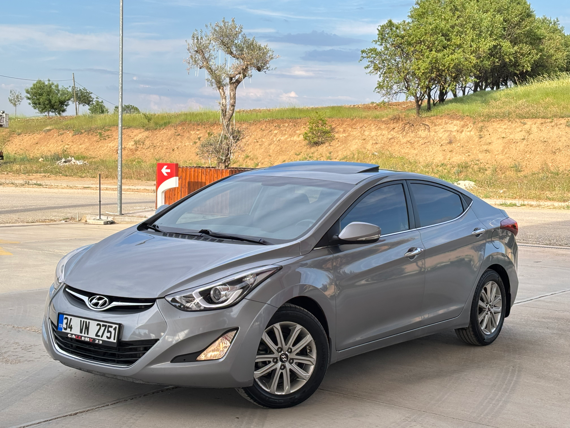 2014 OTOMATİK ELENTRA 1.6 CRDİ ELİTE SUNROOF FULL HATASIZZ 81.000 KM - 4