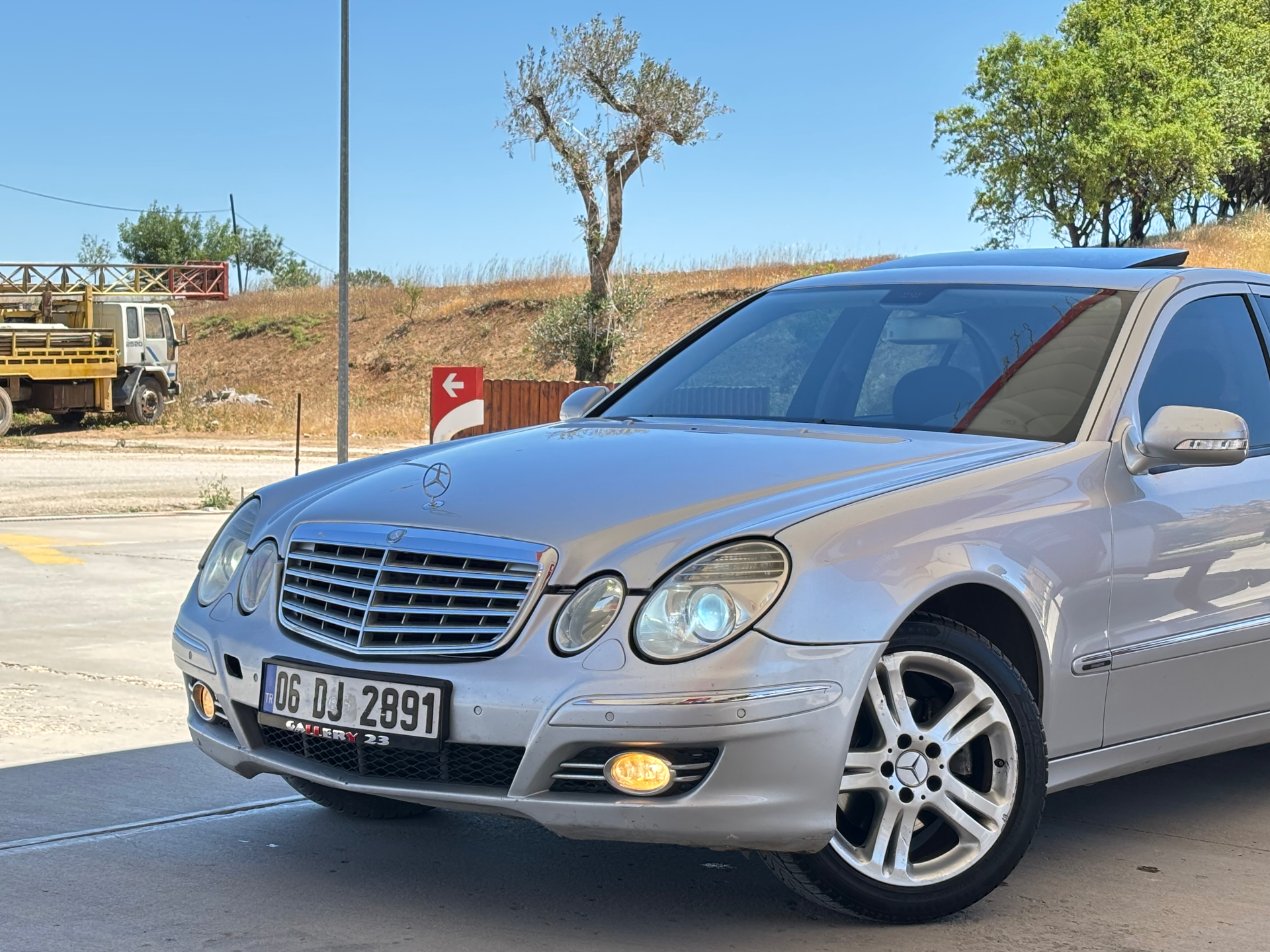 2010 MERCEDES E 220 CDI 225.000KM OTOMATİK SUNROOF FULL ÇOK TEMİZ EMSALSİZ TEMİZLİKTE - 4