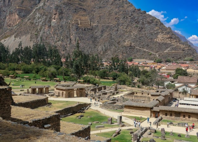 Valle Sagrado — Lima y Machu Picchu