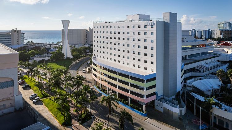 Aloft Cancun