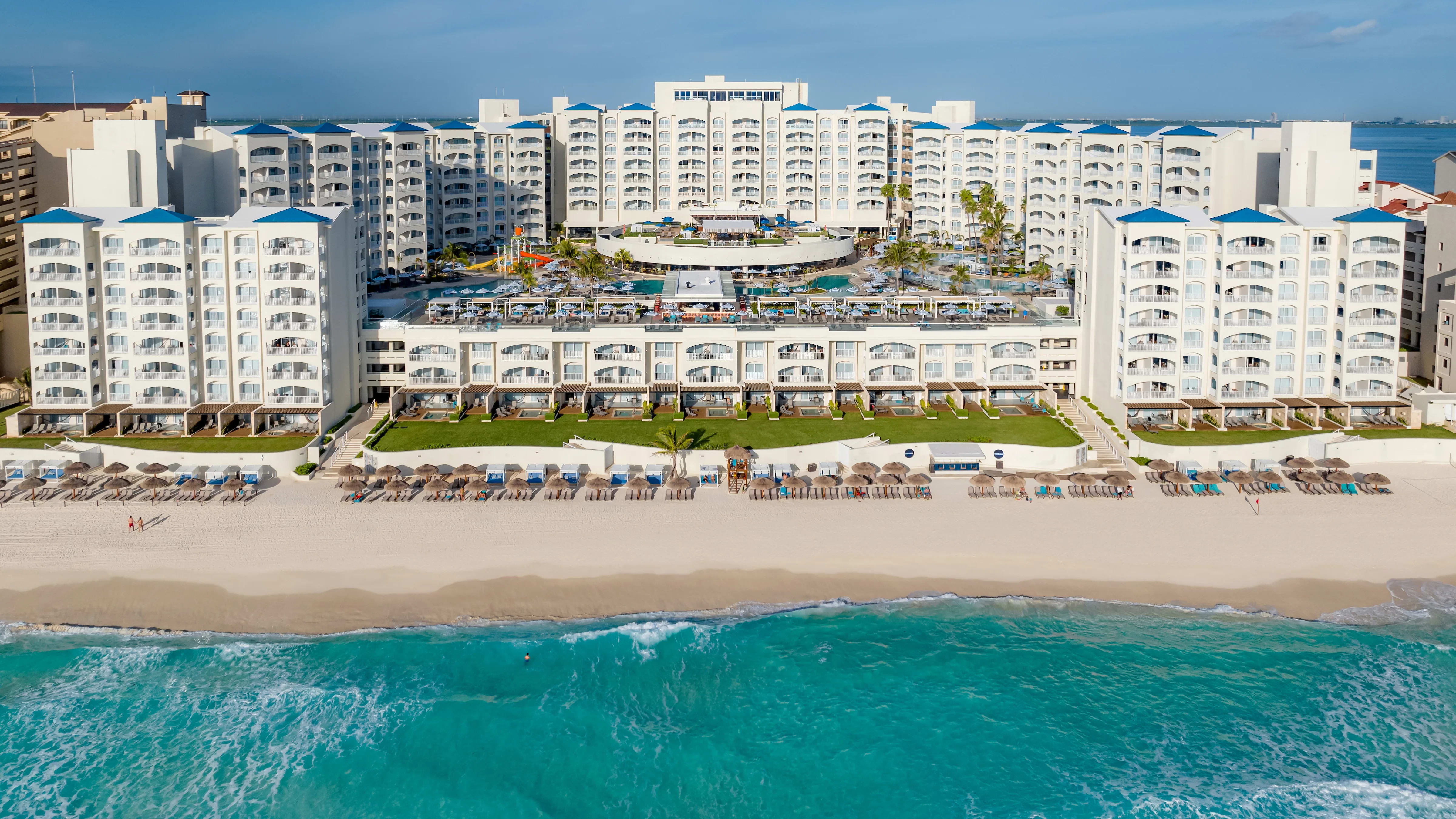 Hilton Cancun Mar Caribe All-Inclusive Resort