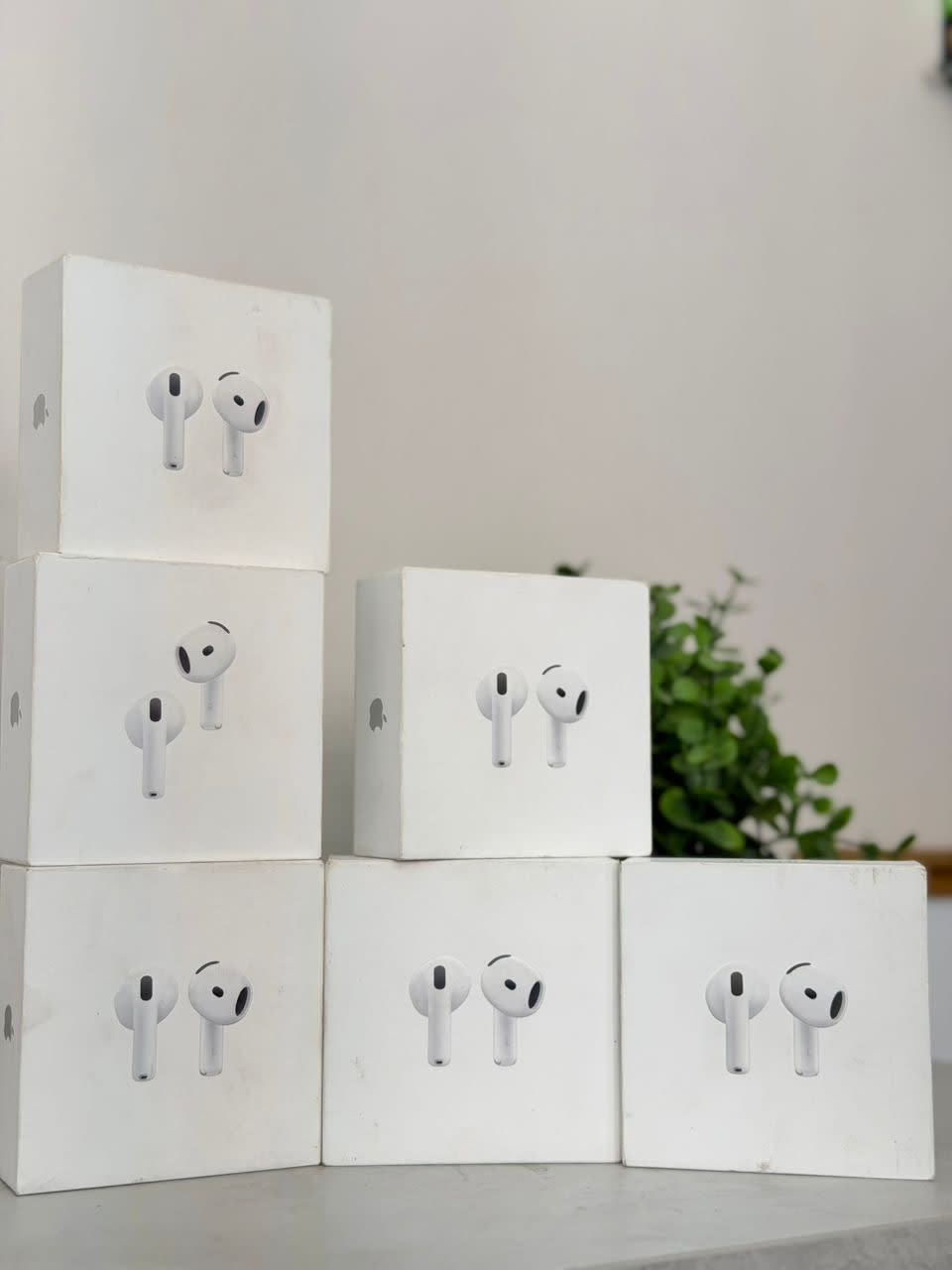 Airpods 4