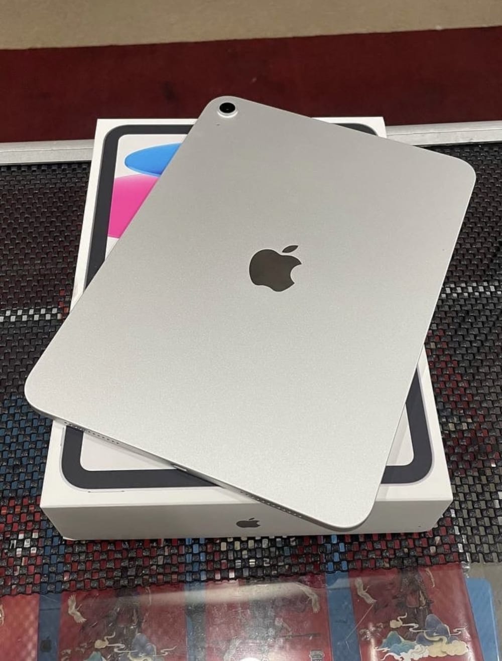 Ipad ( A16 )