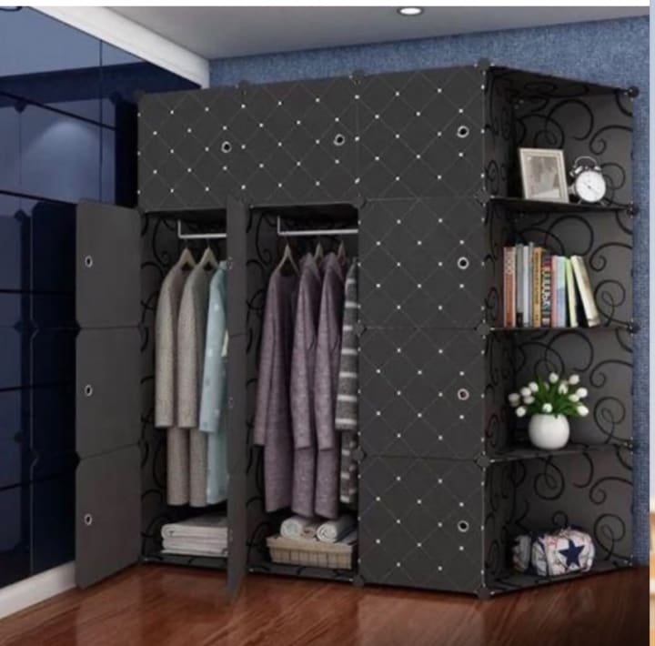 Armoire 3 bâtant plus penderie
