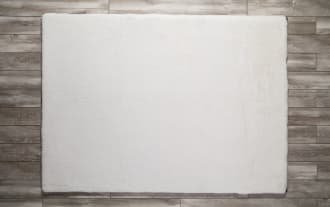 Angora 8' x 10' White Solid Rug