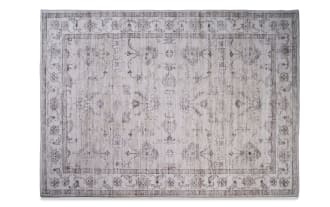 Everly 5' x 7' Beige Oriental Rug