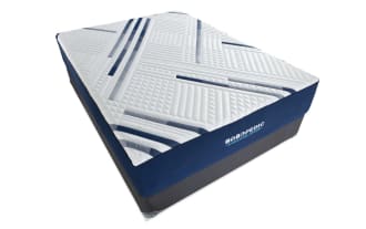 Signature Hybrid 13.5'' Queen Plush Standard Mattress Set