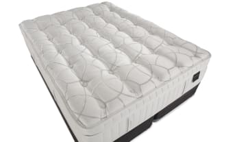Obsession 16.5'' Queen Ultra Plush Split Standard Mattress Set