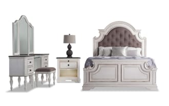 Scarlett 4 Piece Queen White & Oak Bedroom Set with Vanity