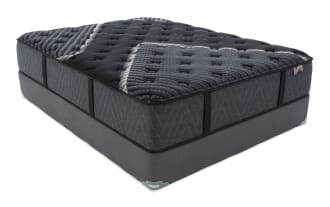 Lush 13'' Queen Firm Standard Mattress Set