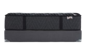 Lush 13'' Queen Firm Standard Mattress Set