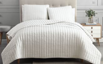Moon Queen White Striped 3 Piece Comforter Set