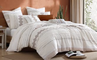 Saffron Queen White Striped 8 Piece Comforter Set