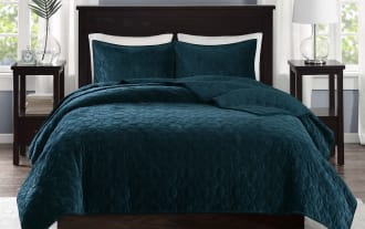 Camille King/California Teal Geometric 3 Piece Quilt Set