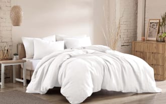 Weston White 4 Piece Queen Comforter Set