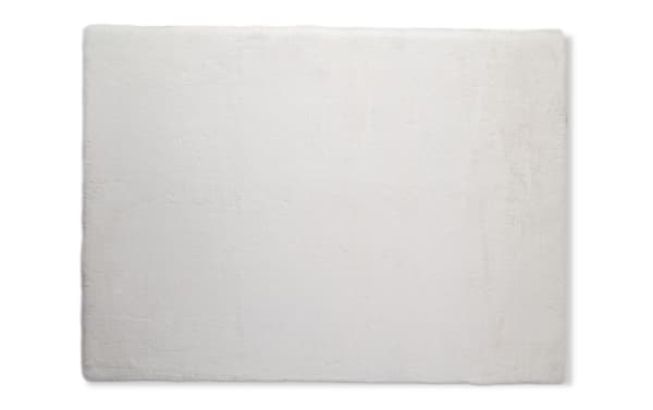 White Angora 5' x 7' transitional rug with plush high pile polyester fabric and charcoal Bob-O-Pedic memory foam backing for cushioned comfort and odor control