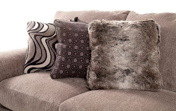 Luxe Gray 4-piece right arm facing sectional with ottoman, transitional style, gray polyester fabric, plush chenille texture, includes 10 decorative accent pillows.