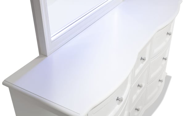 Madelyn White 9 Drawer Dresser & Mirror
