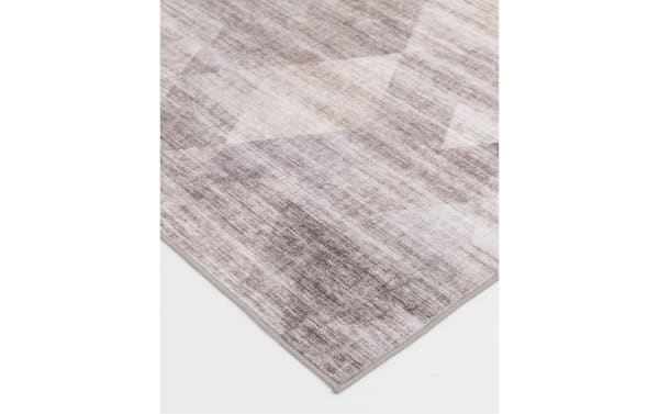 Salem 5' x 7' brown geometric washable rug with low pile, transitional style, and durable polyester fabric for easy cleaning and high traffic areas.