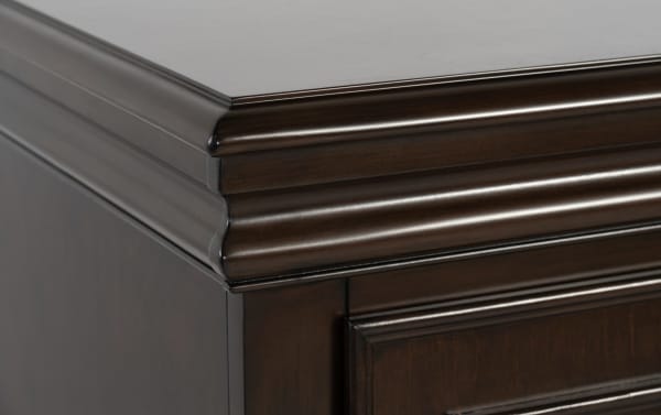 Transitional Middleton Cherry 4 Drawer Wardrobe corner detail showing classic cherry MDF finish with elegant crown molding from Middleton Bedroom collection.
