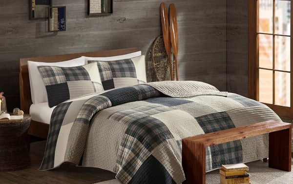 Suny Full/Queen Camel Plaid 3 Piece Quilt Set with tan cotton fabric, classic plaid pattern, and two matching shams in cottage style bedding.