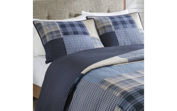 Suny King/California King Blue Plaid 3 Piece Quilt Set with cotton fabric, rustic style, navy and taupe plaid pattern, includes quilt and two matching shams.
