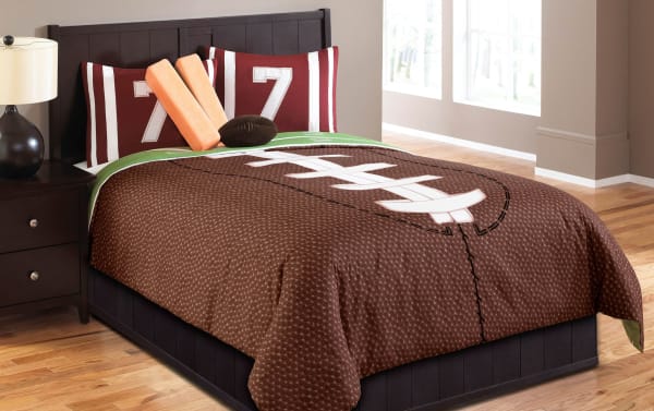 Goal Full Brown Novelty Reversible 6 Piece Comforter Set in polyester fabric with football and field design, transitional style, includes decorative pillows.
