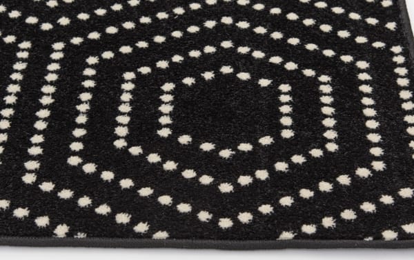 Hex 8' x 10' Black Geometric Indoor/Outdoor Rug