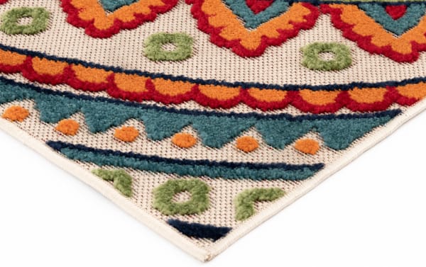 Transitional Mathis 6' x 9' indoor/outdoor rug in multicolored polypropylene with red, blue, green, orange medallion patterns and textured loops.