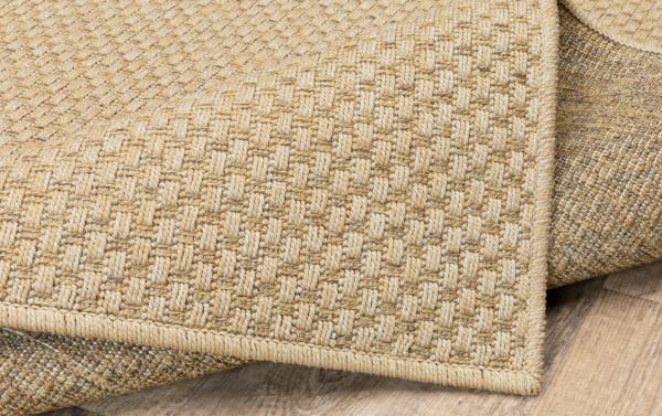 Saba 5' x 8' Buckwheat Solid Indoor/Outdoor Rug
