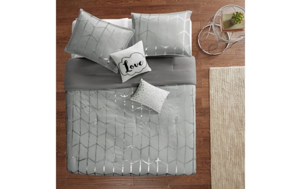 Tina Full/Queen 5-piece comforter set in gray polyester fabric with silver geometric metallic prints and polka dot accent pillows, contemporary style.