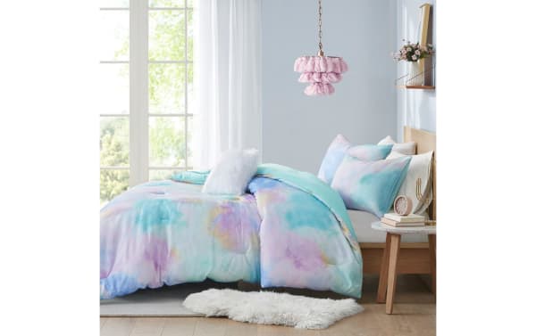 Gaze Twin/Twin XL reversible 3-piece comforter set in multicolored light blue, green, and pink microfiber with abstract contemporary design.