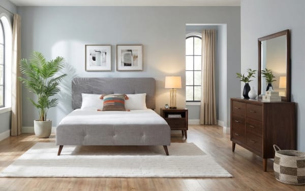 Bettie 4 Piece Upholstered Platform Bedroom Set