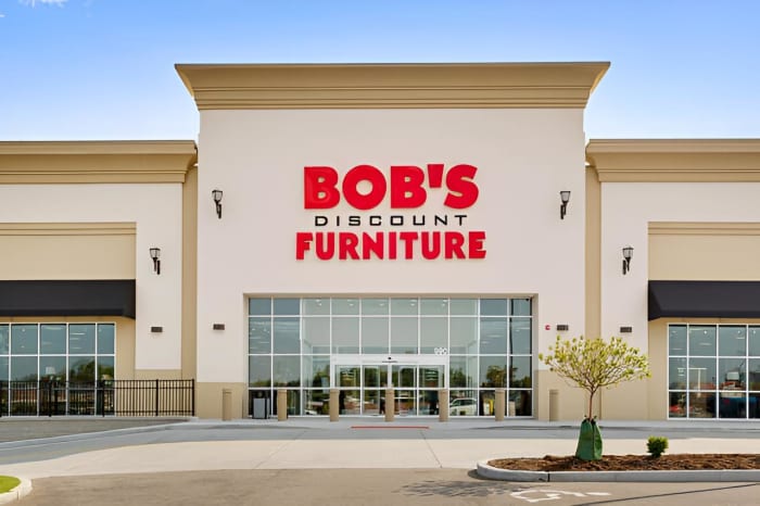 Bob’s Discount Furniture in Saint Ann, Missouri exterior storefront