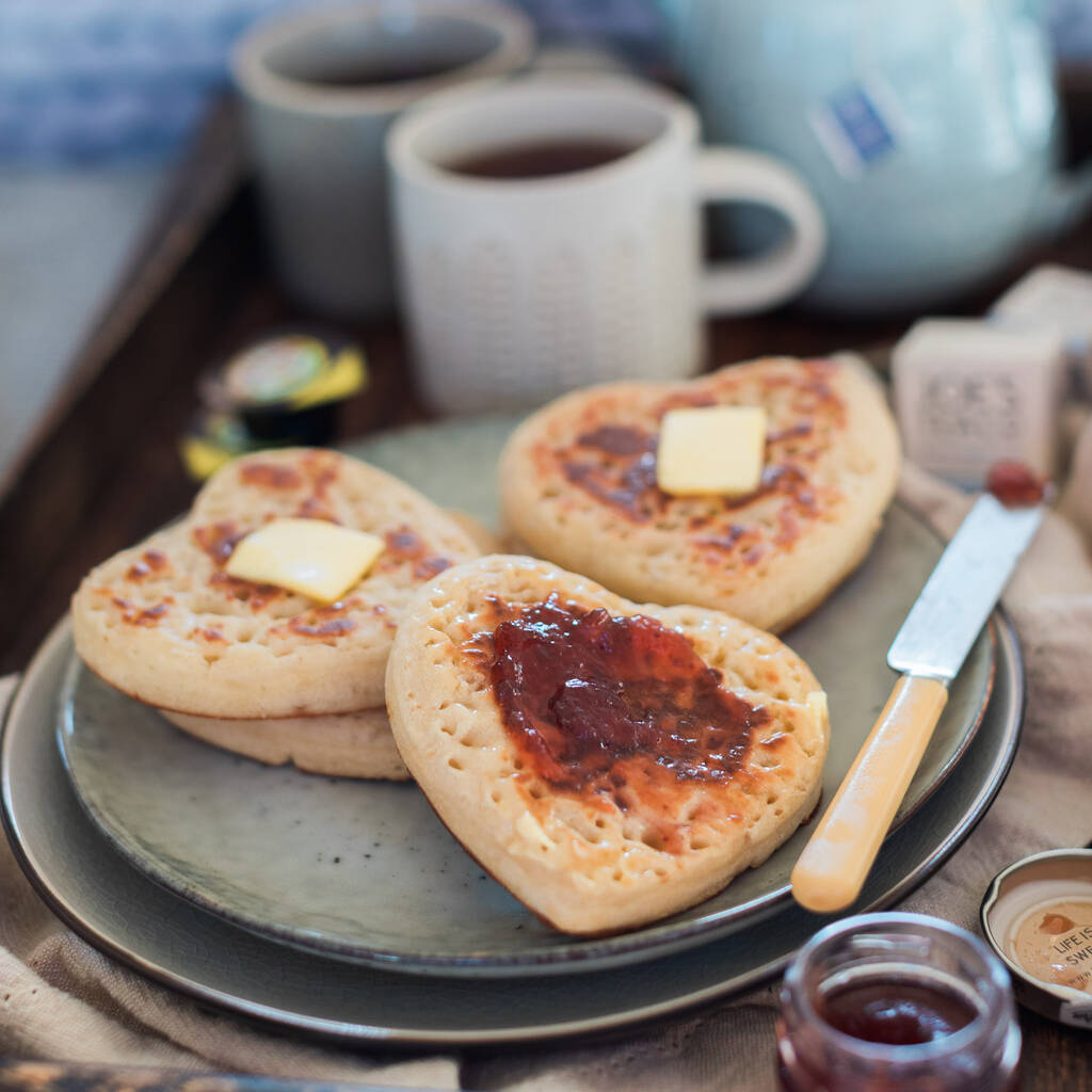 Heart Crumpet Baking Kit
