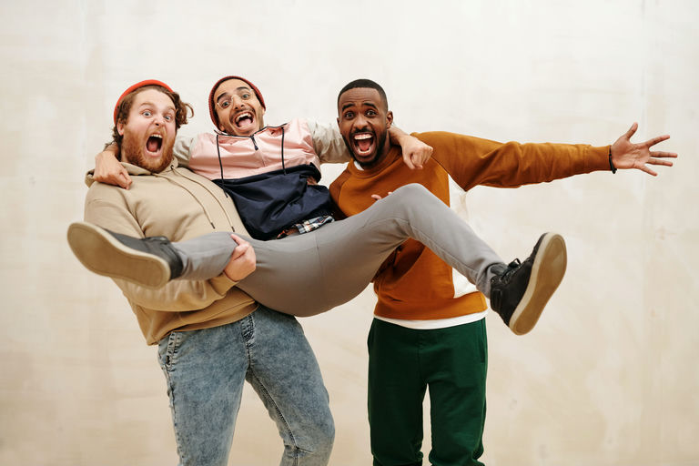 gifts for guy friends