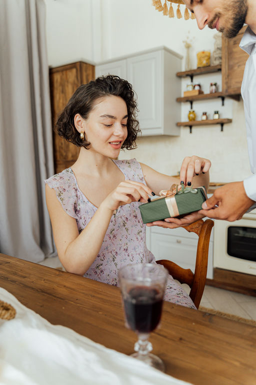top wedding anniversary gifts