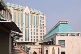 DLF City Court - coworking space