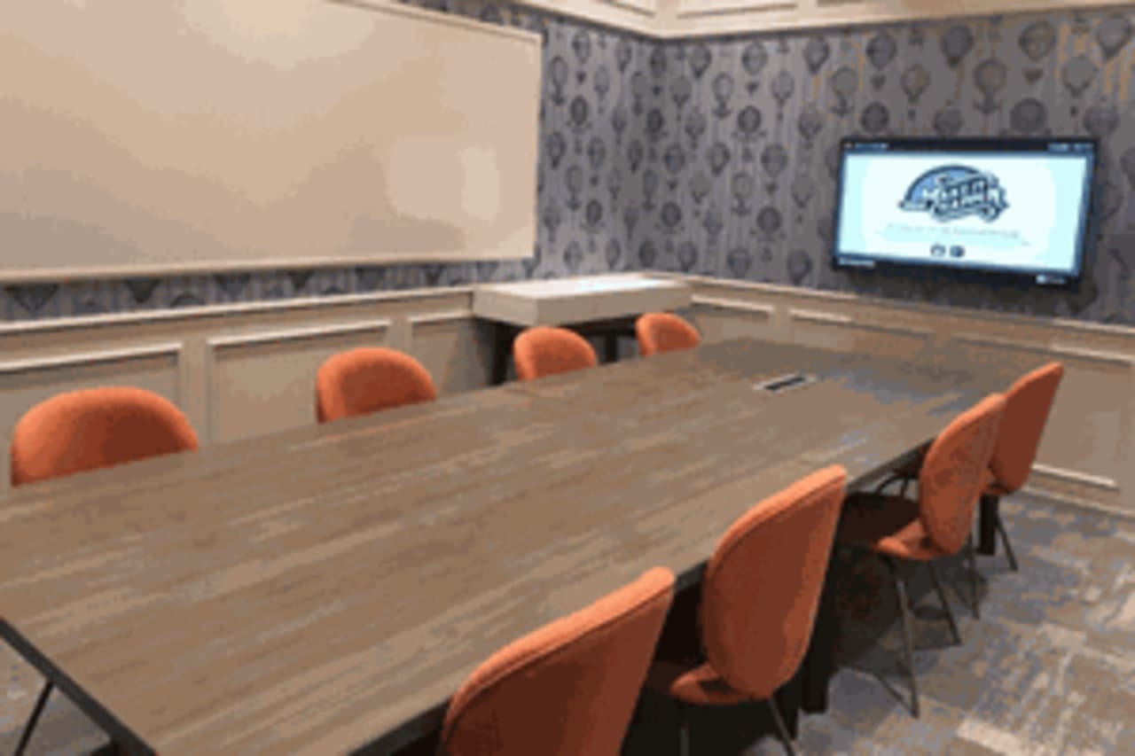 Cowrks meeting rooms in Perungudi, Chennai