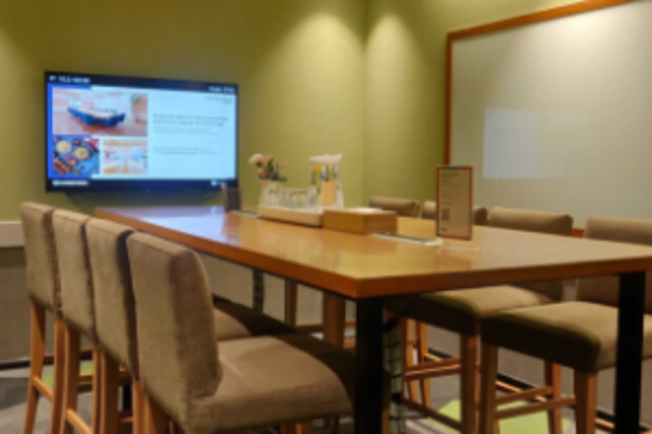 Cowrks meeting rooms in HITEC City, Hyderabad