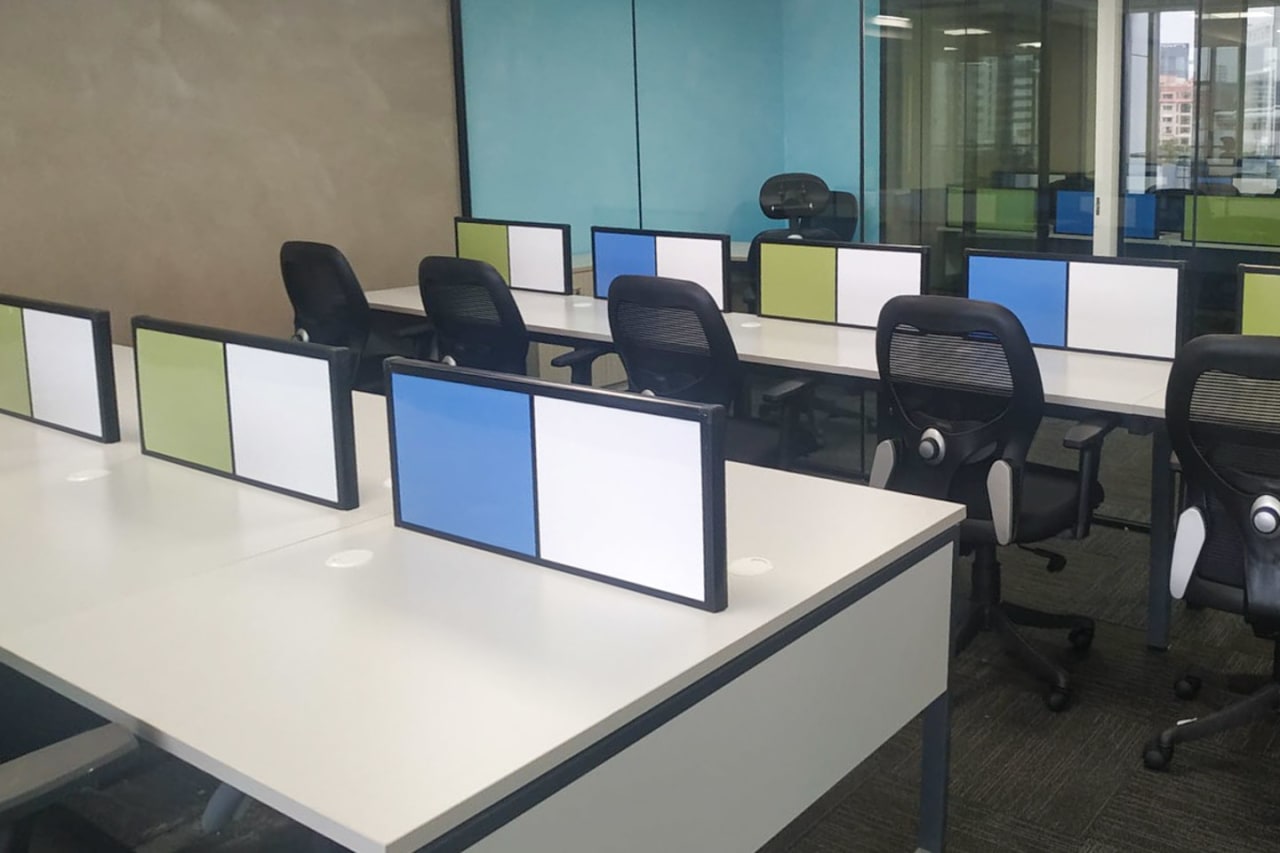 Fresh Desk coworking space in Madhapur, Hyderabad