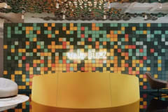 underlay-image